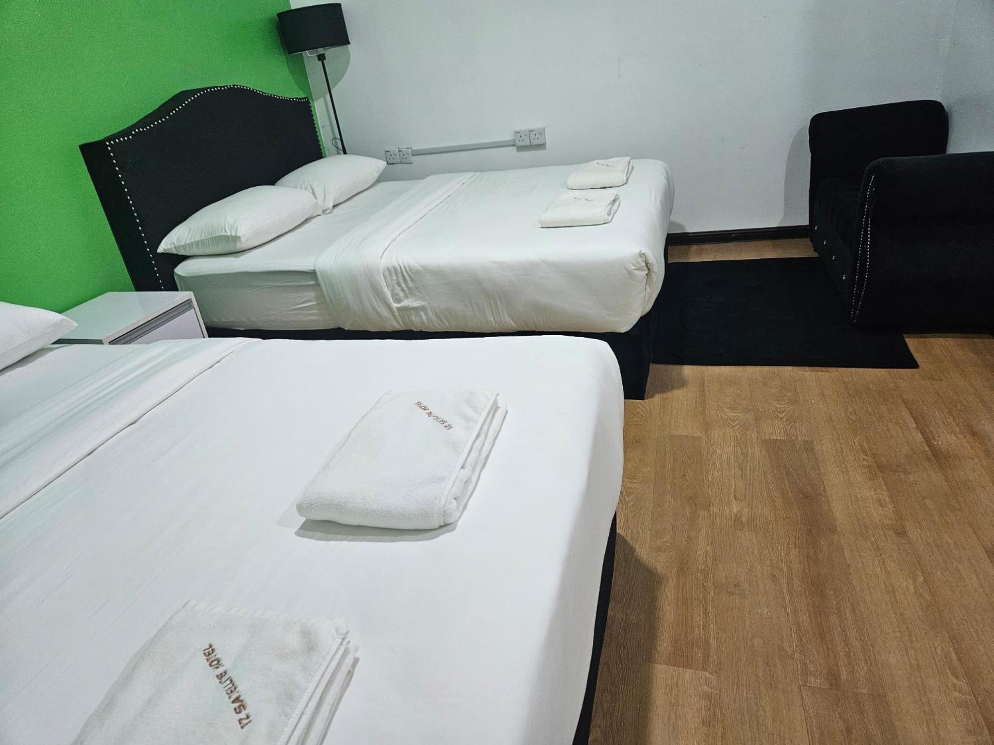 Tz Satellite Hotel, Kota Bharu Eksteriør billede